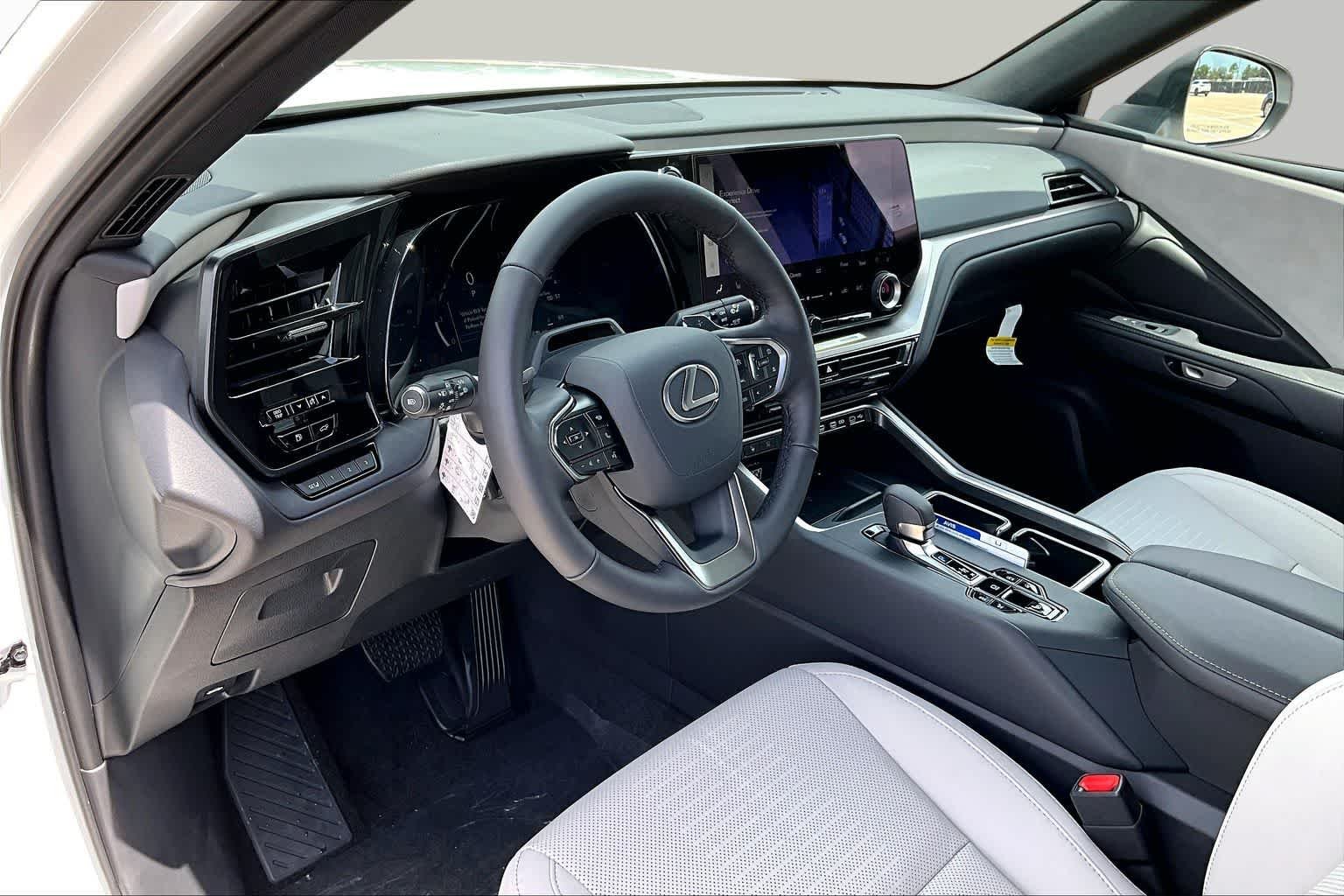 New 2026 Wind Chill Pearl Lexus PREMIUM AWD image 8