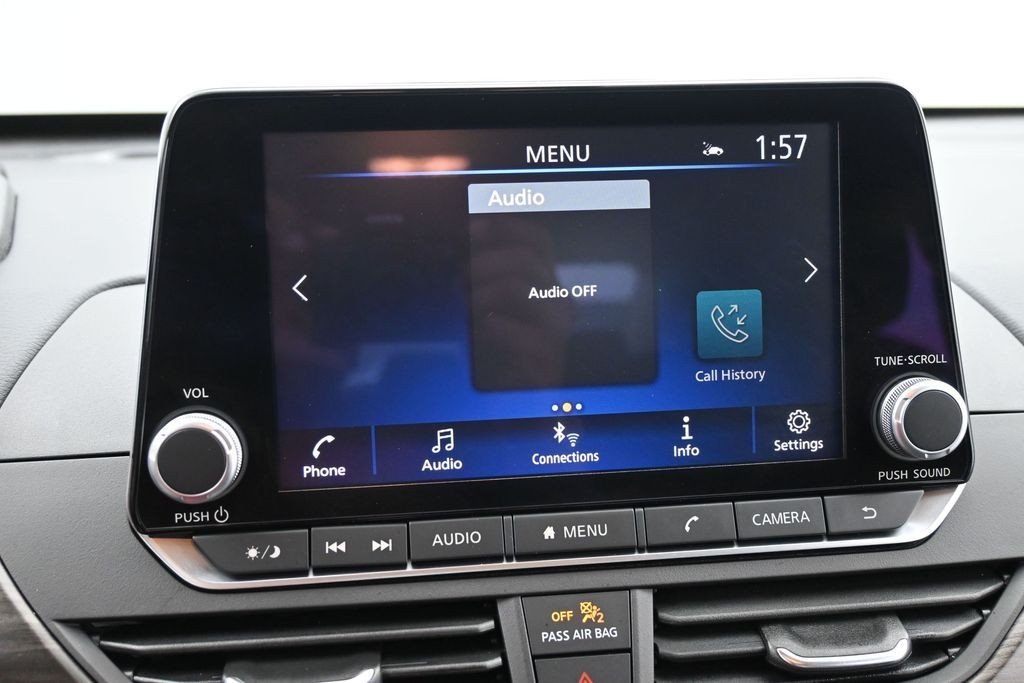 Used 2025 Garnet Pearl Nissan SV FWD image 9