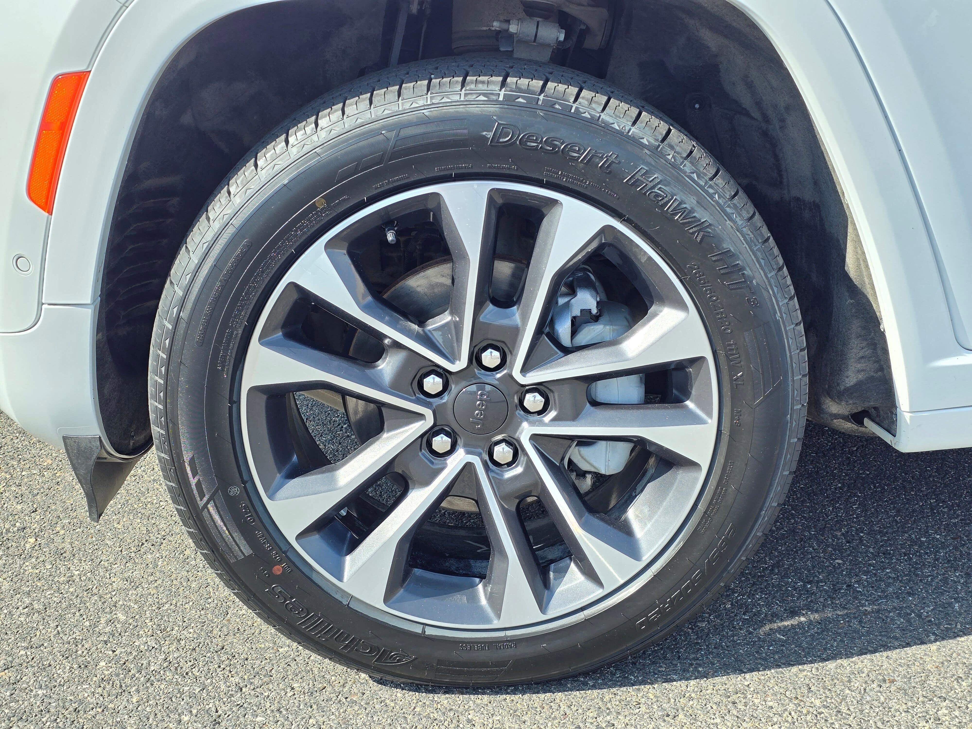 Used 2024 Bright White Clearcoat Jeep Overland image 8