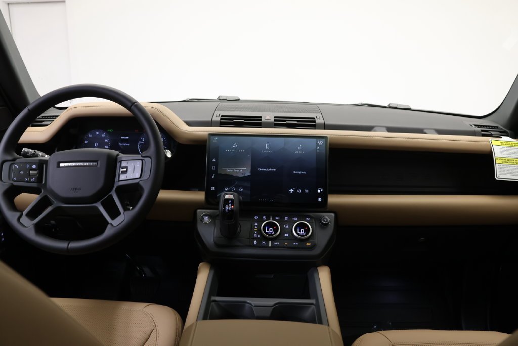 New 2026 Woolstone Green LAND ROVER X-Dynamic SE image 15