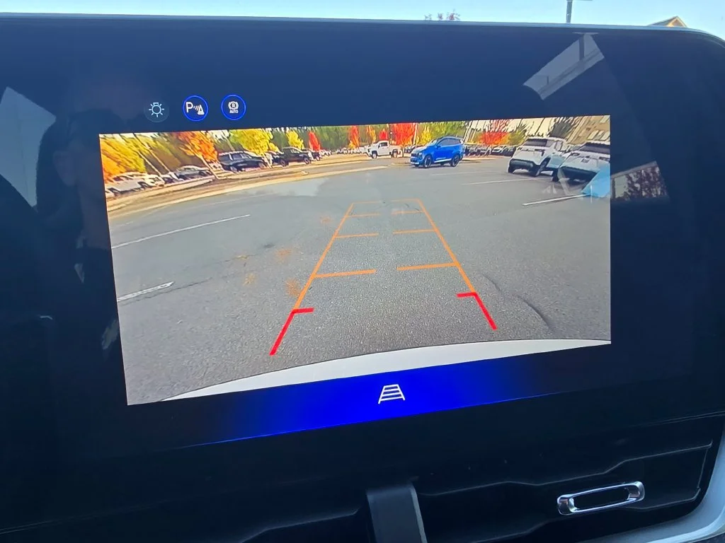 2027 Chevrolet Equinox LT - Photo 29