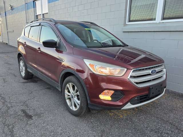 Used 2018 Red Ford SE image 3