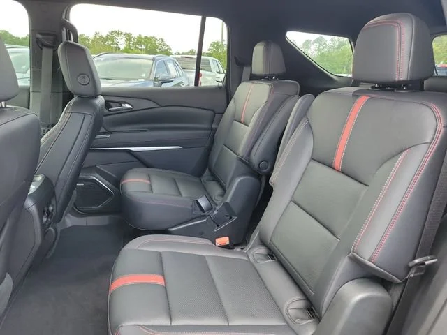 2025 Chevrolet Traverse RS - Photo 19