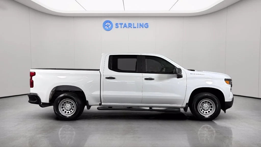 Used 2025 Summit White Chevrolet WT image 12