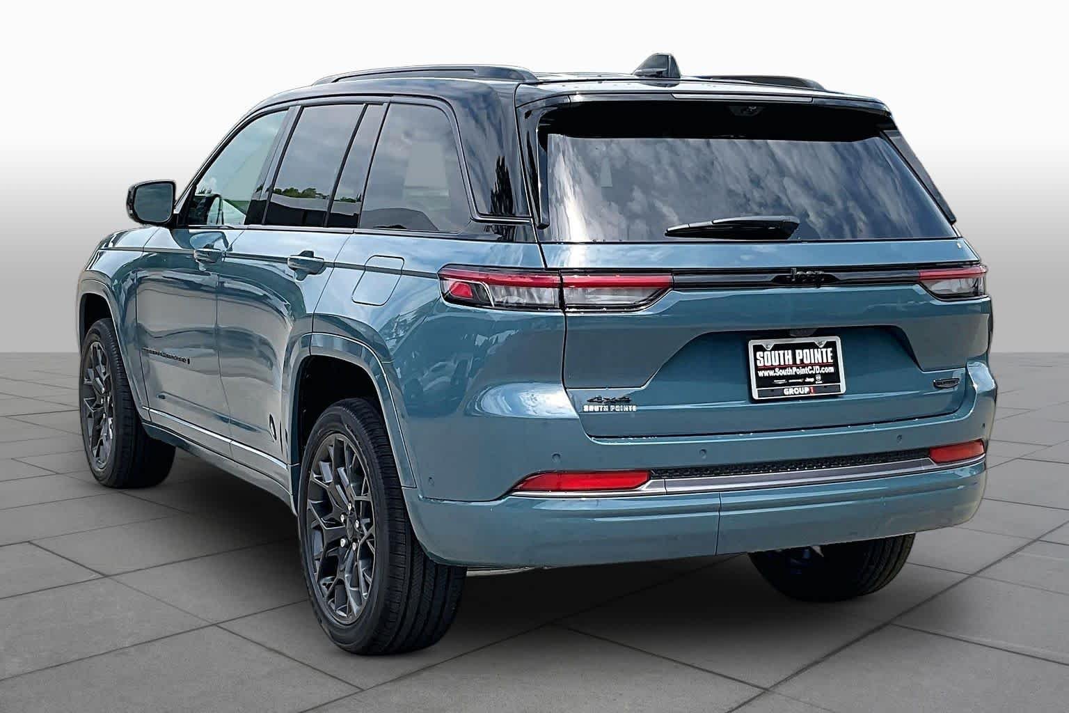 New 2026 Steel Blue Exterior Paint Jeep Summit image 12