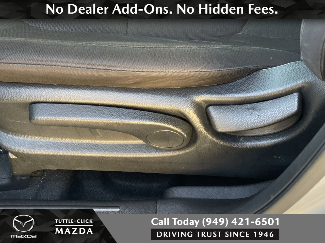 Used 2019 Bright Silver Kia Base image 33