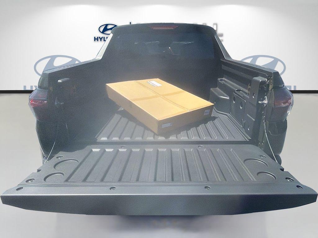 New 2026 Rockwood Green Hyundai SEL FWD image 18