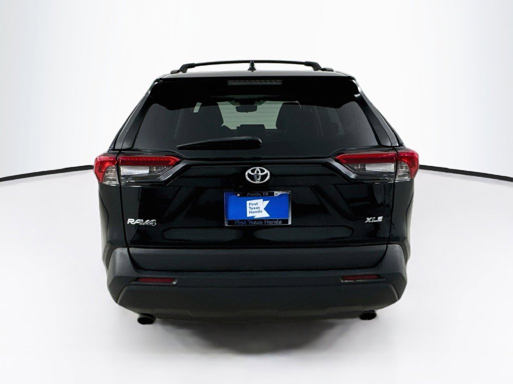 2022 Toyota RAV4 XLE Premium - Photo 6
