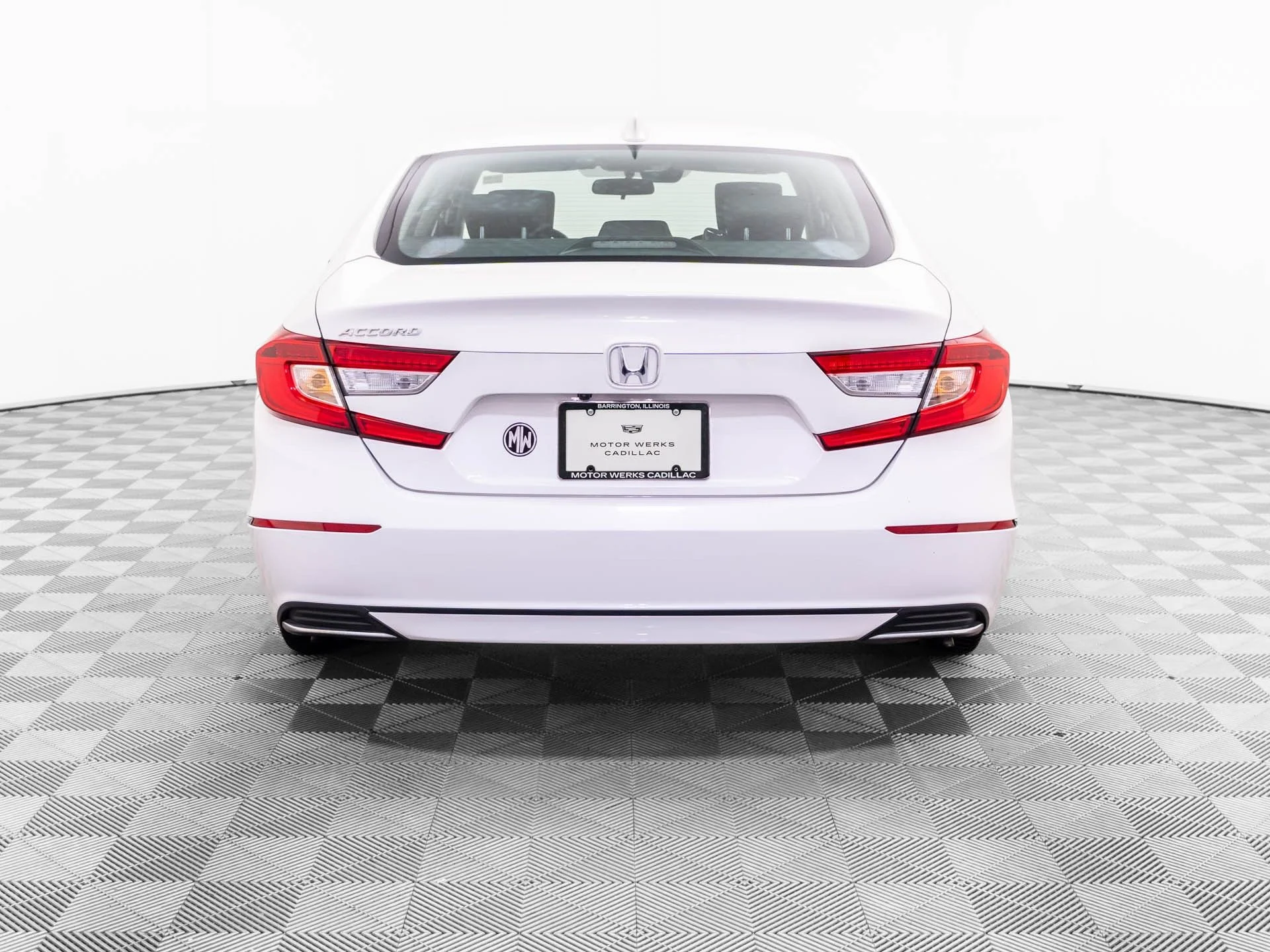 Used 2018  Honda EX image 4