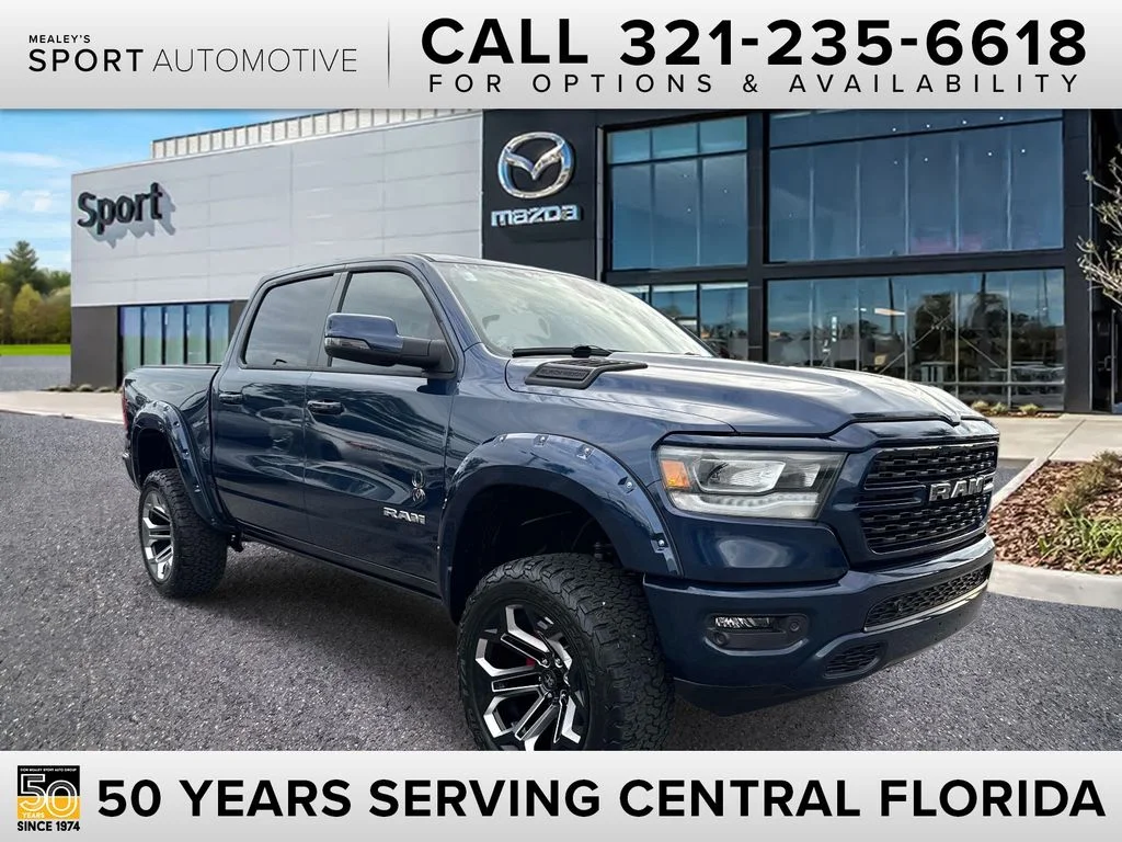 2023 RAM 1500 Big Horn/Lone Star 4x4 Crew Cab 5'7's photo