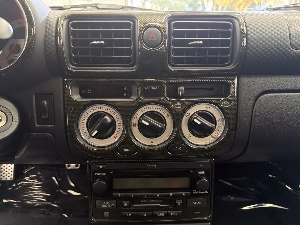 Used 2003 Blue Toyota Base image 23