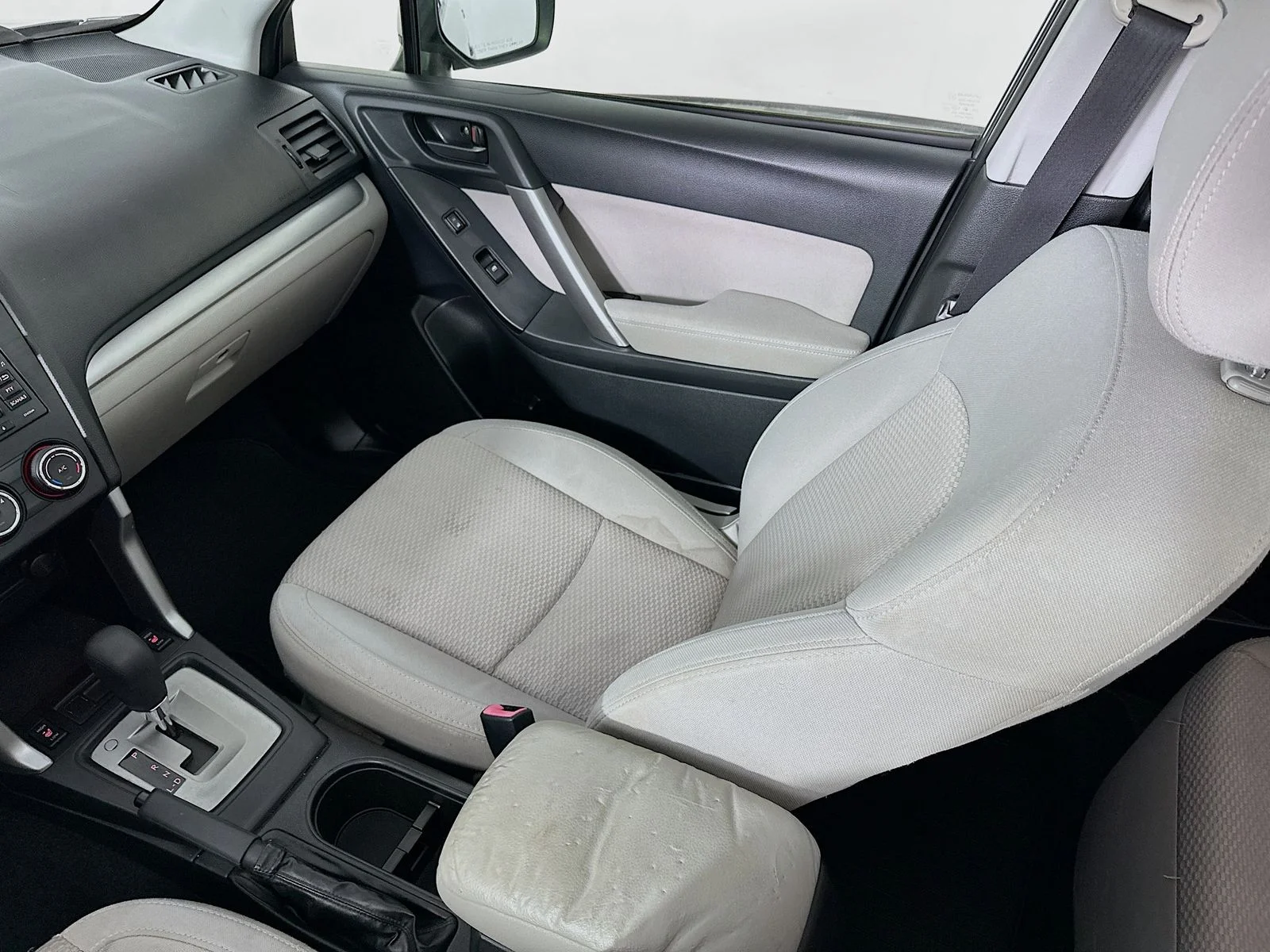 Used 2015 Green Subaru 2.5i Premium image 23