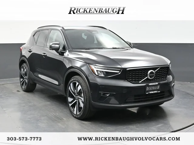 2024 Volvo XC40 Plus