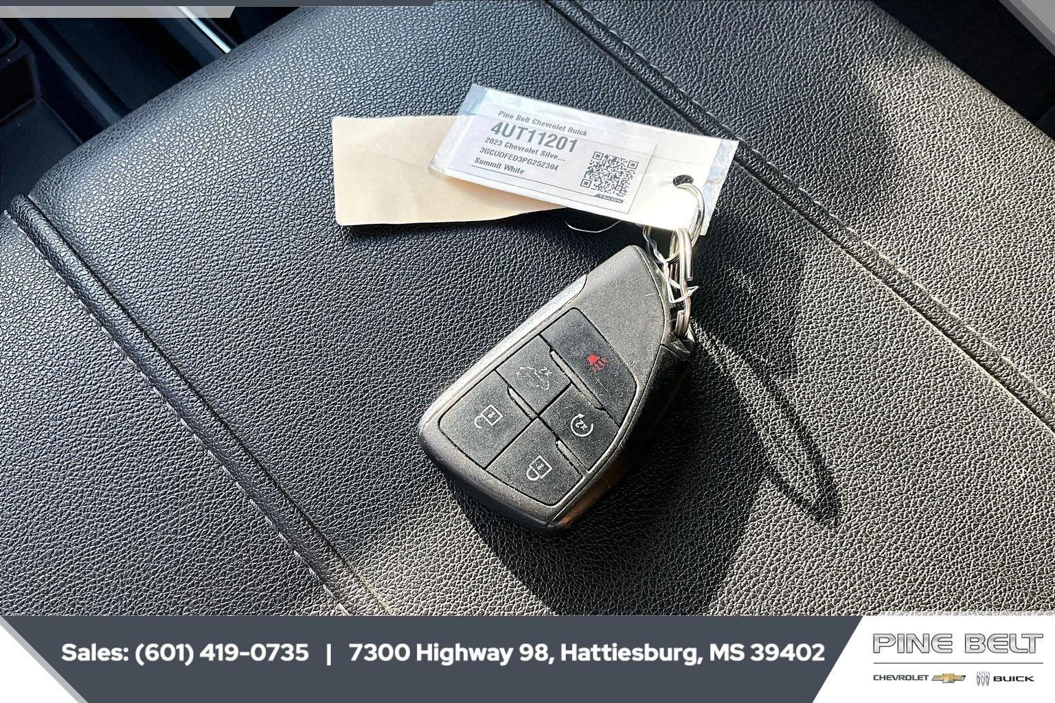 Used 2023 Summit White Chevrolet LT Trail Boss image 10