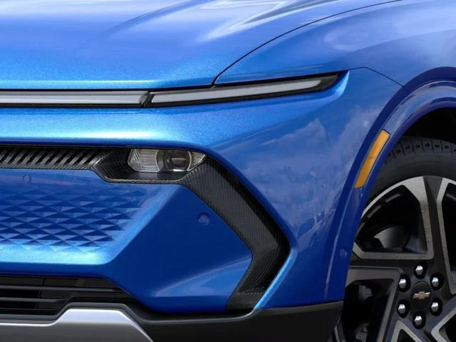 2025 Chevrolet Equinox EV LT - Photo 10