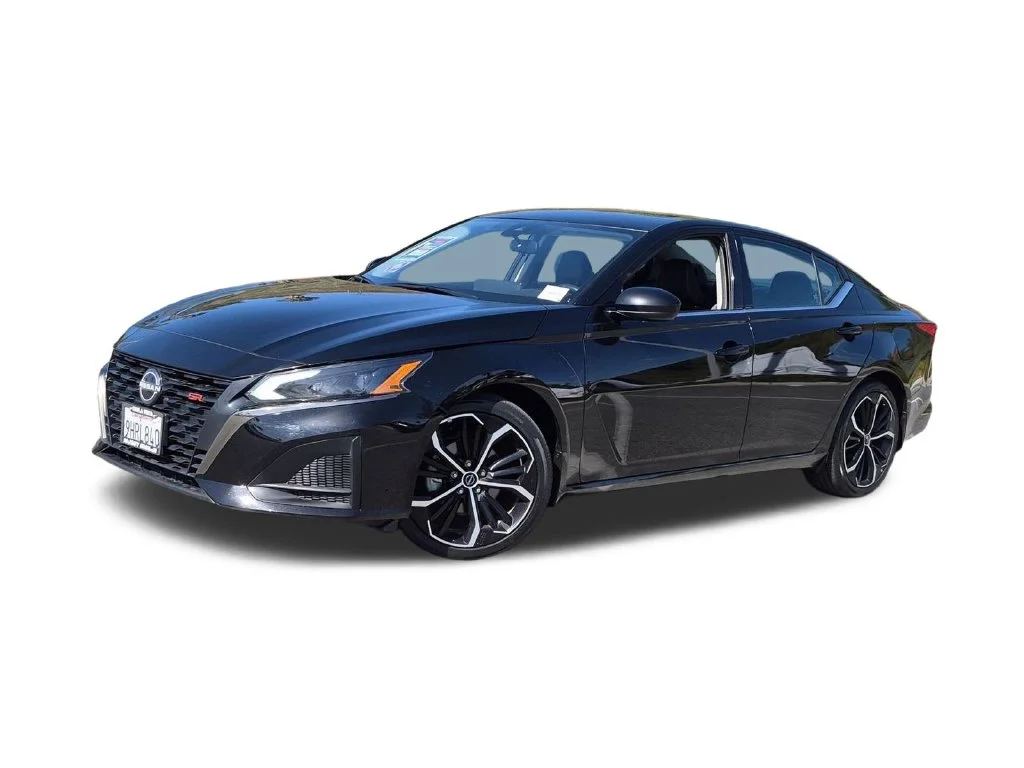 Used 2023 Black Nissan 2.5 SR image 1