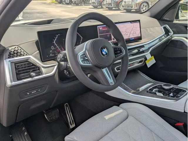 New 2026 Mineral White Metallic BMW sDrive40i image 29