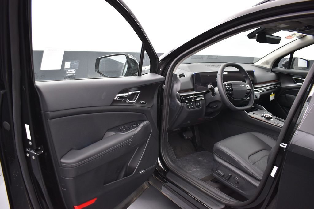 New 2026 Fusion Black Kia SX Prestige image 5