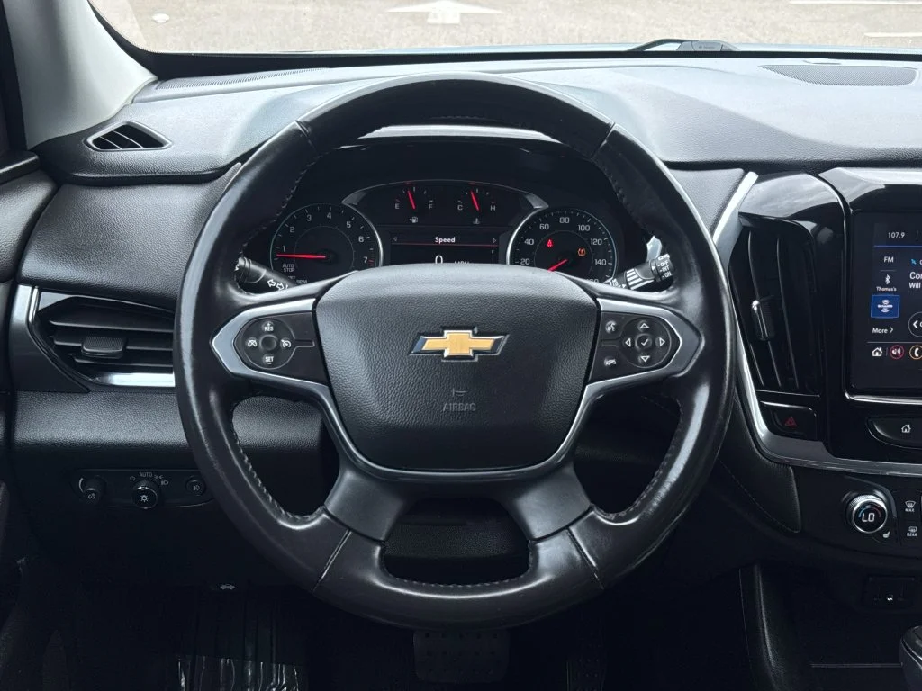 Used 2020 Gray Chevrolet 3LT image 14