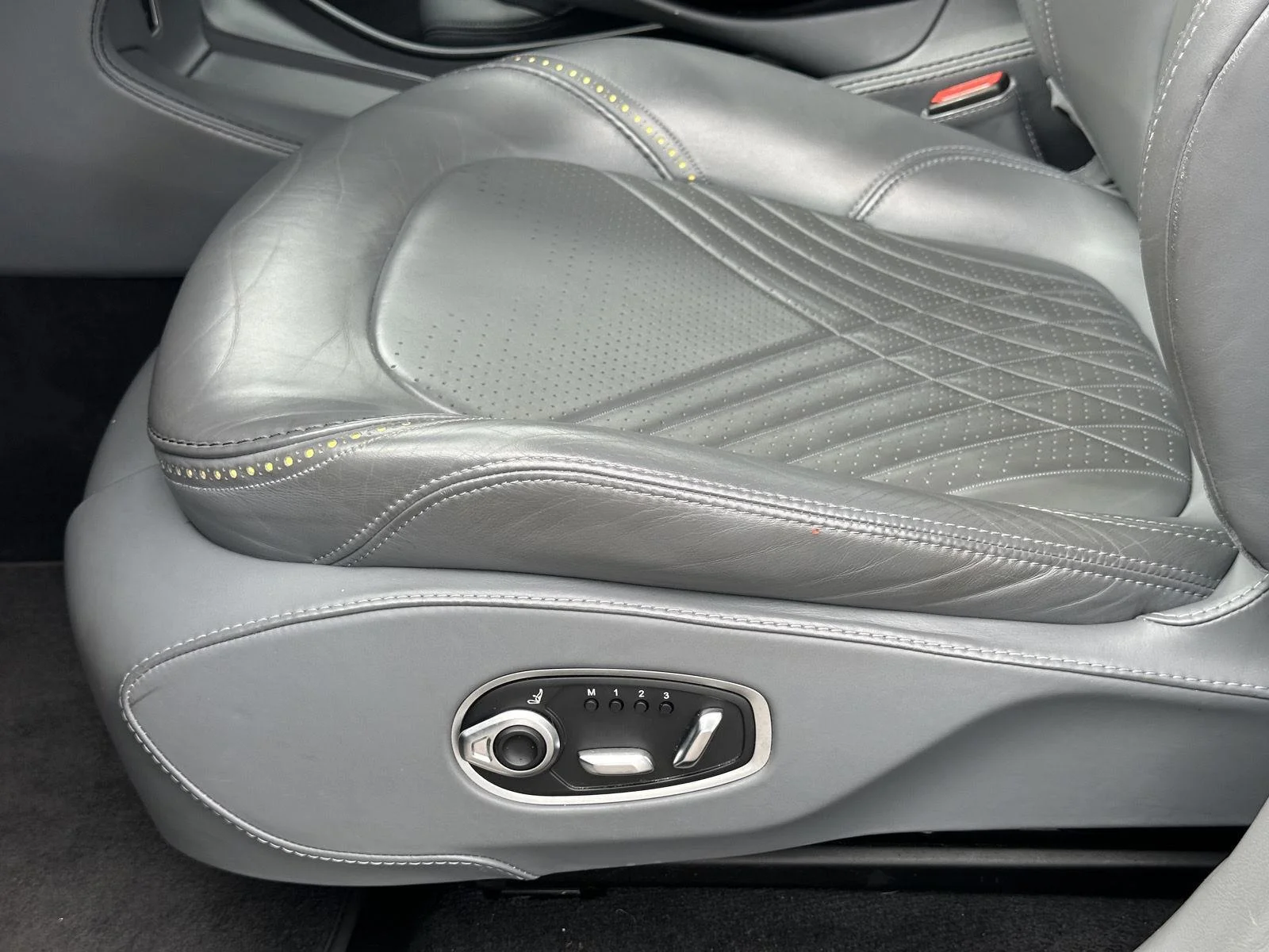 Used 2021 Ocellus Teal Aston Martin Base image 10