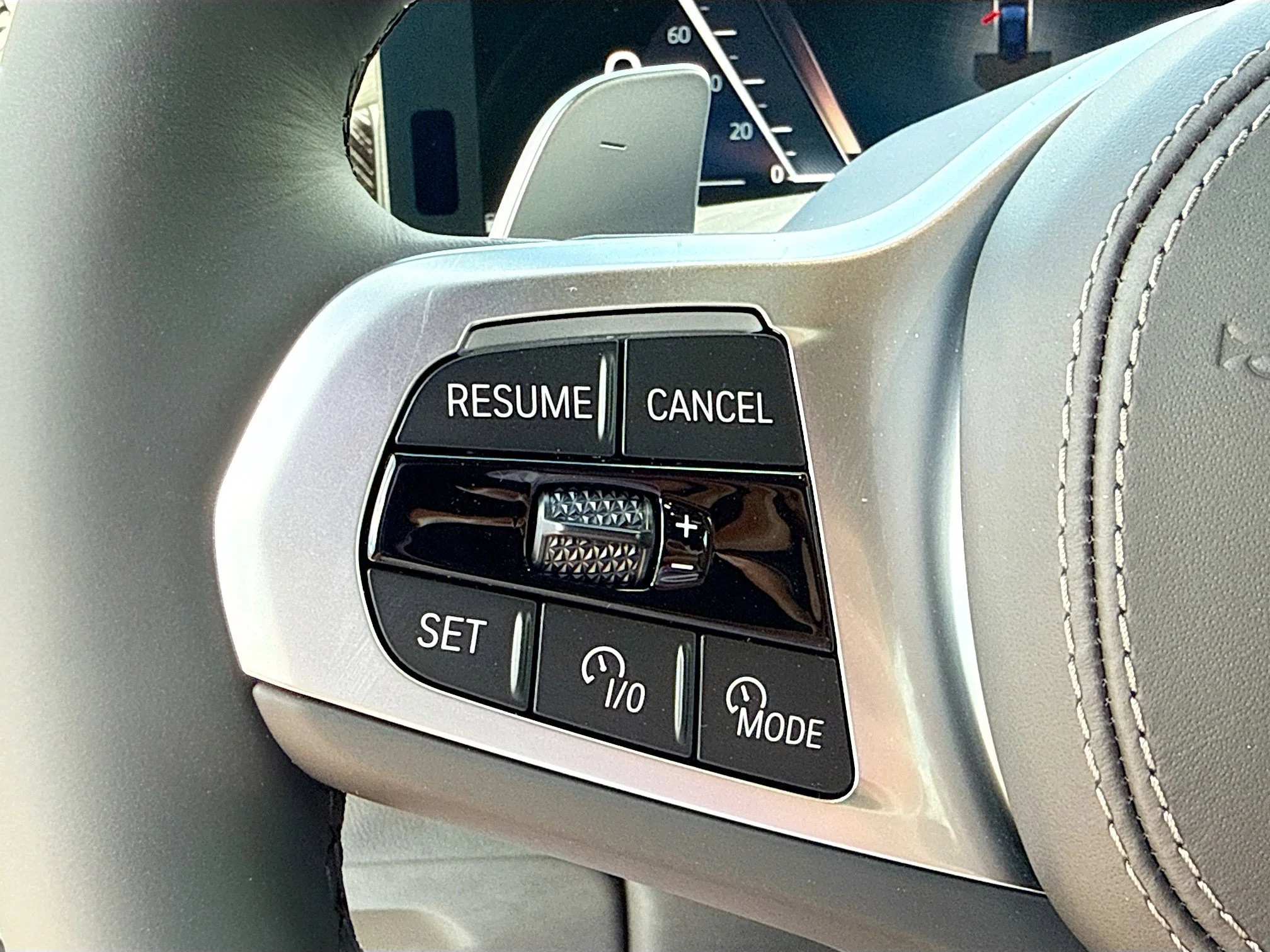 New 2026 Black Sapphire Metallic BMW sDrive40i image 38