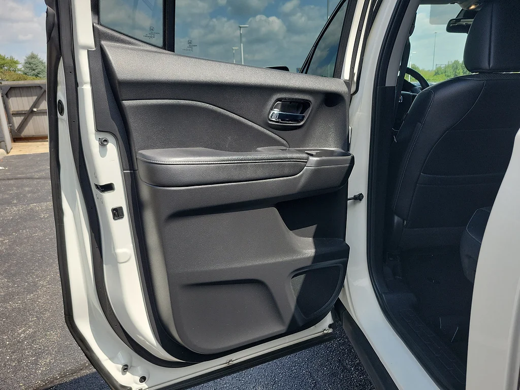 Used 2017 White Diamond Pearl Honda RTL-E image 13