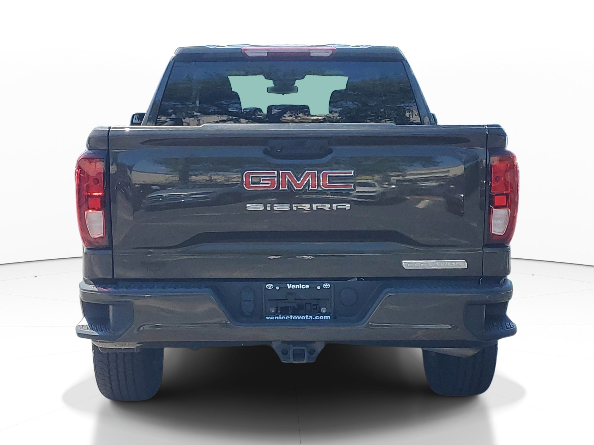 Used 2023 Deep Bronze Metallic GMC Elevation image 4