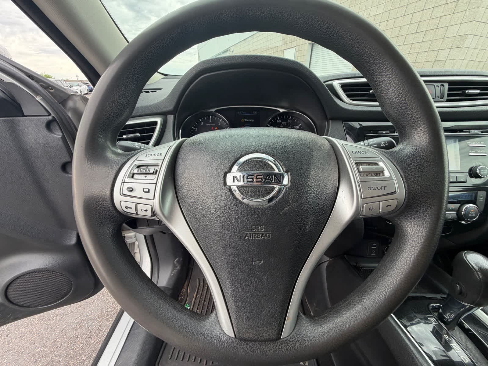 Imagen 11: Nissan SV de 2014 de color «Brilliant Silver» de segunda mano