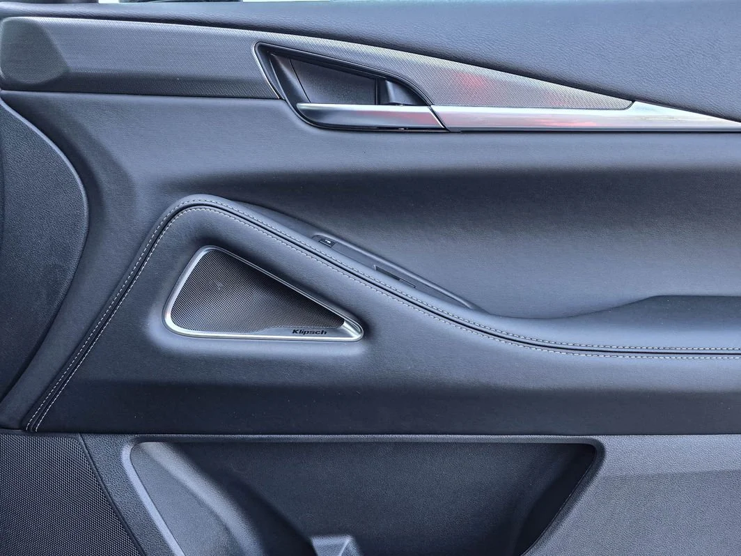 New 2027 MINERAL BLACK INFINITI Luxe AWD image 28