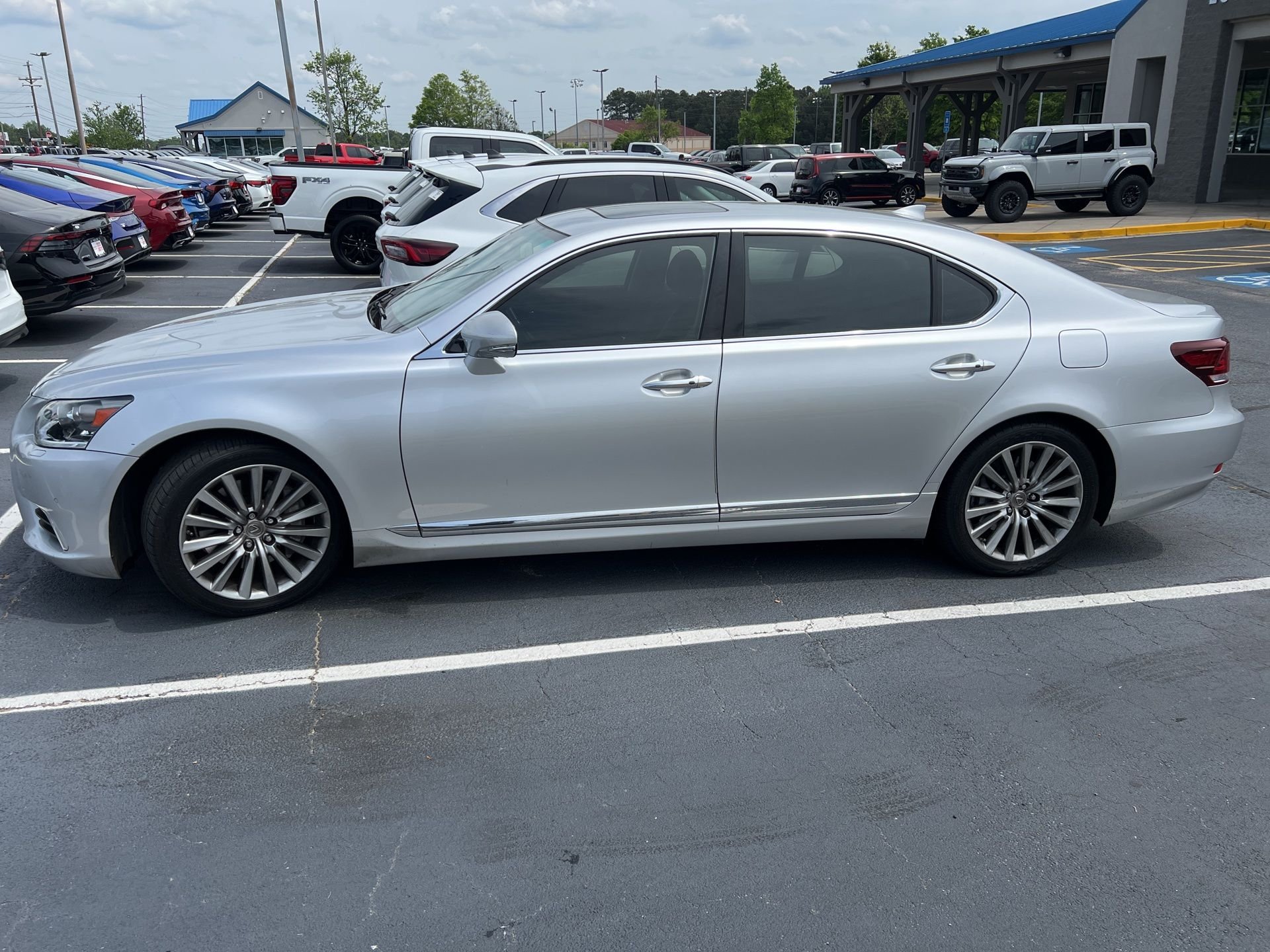 2014 Lexus LS L
