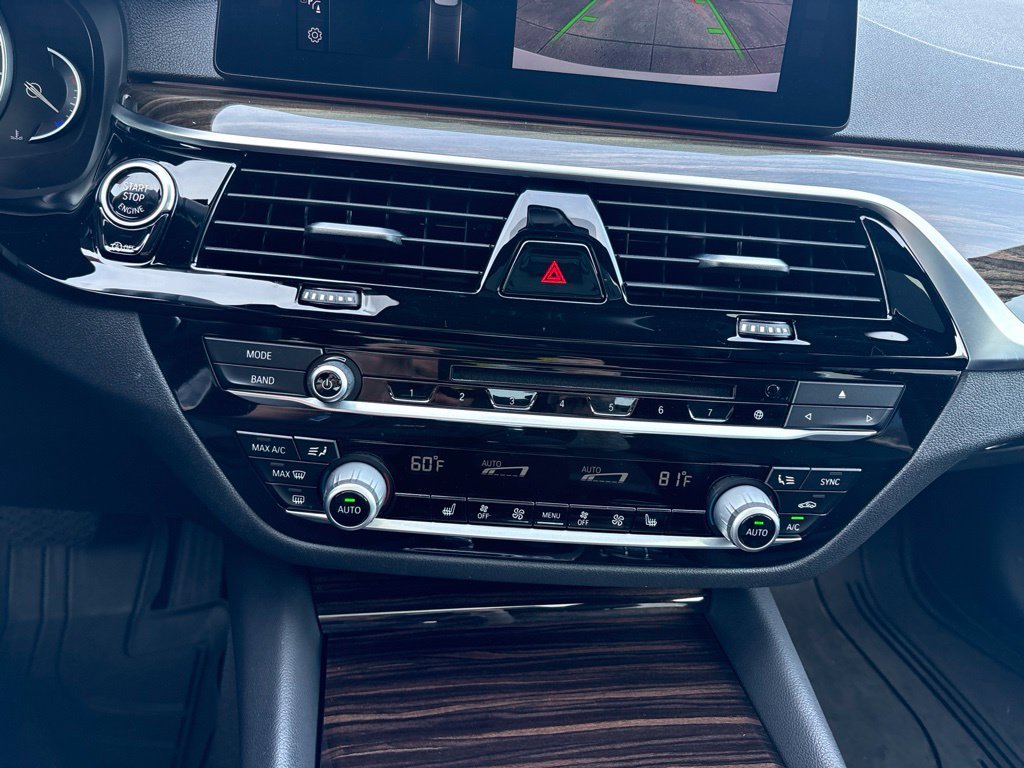 Used 2018 Glacier Silver Metallic BMW 530i xDrive image 22