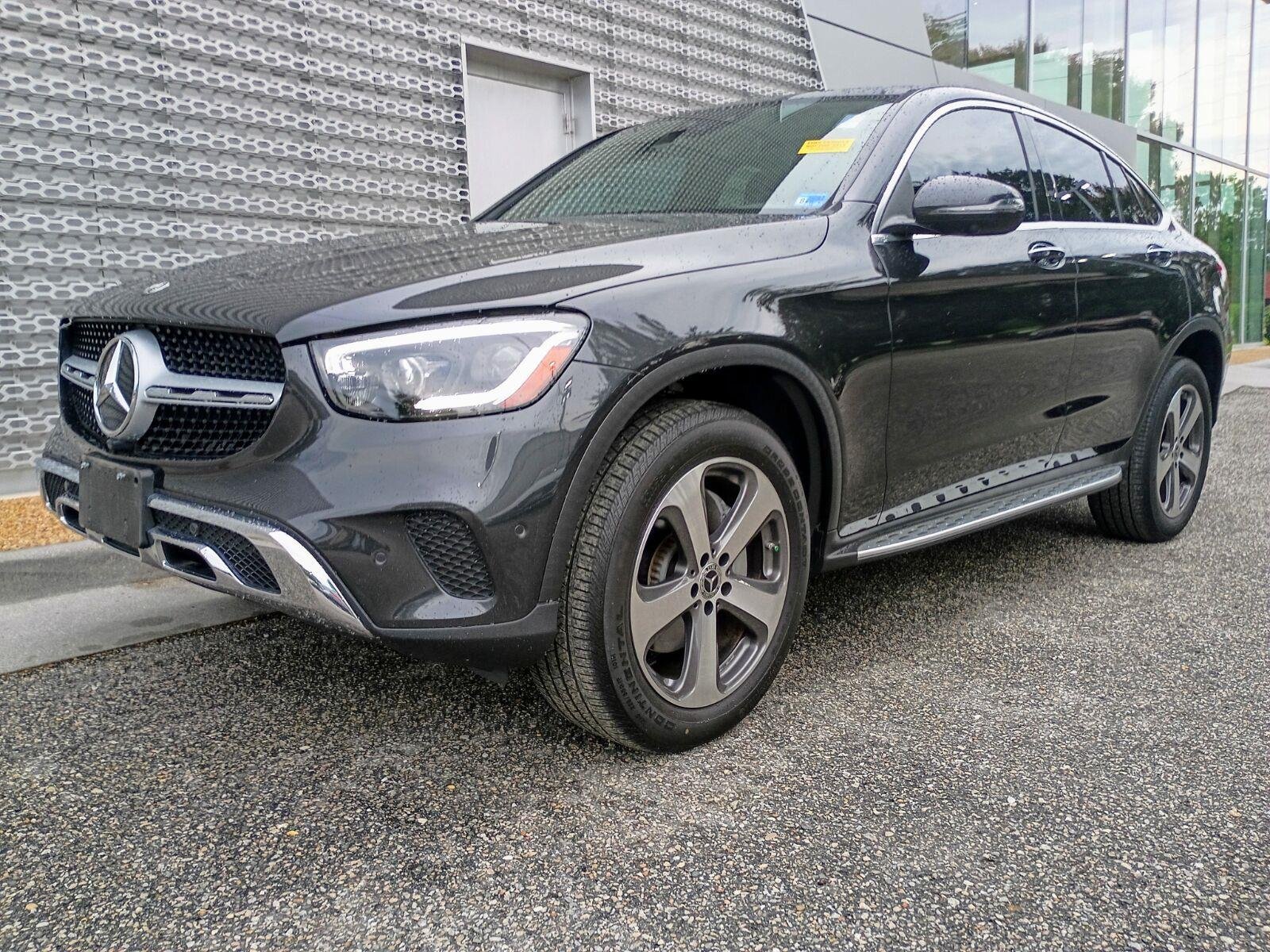 Used 2022 Graphite Grey Metallic Mercedes-Benz GLC 300 image 2