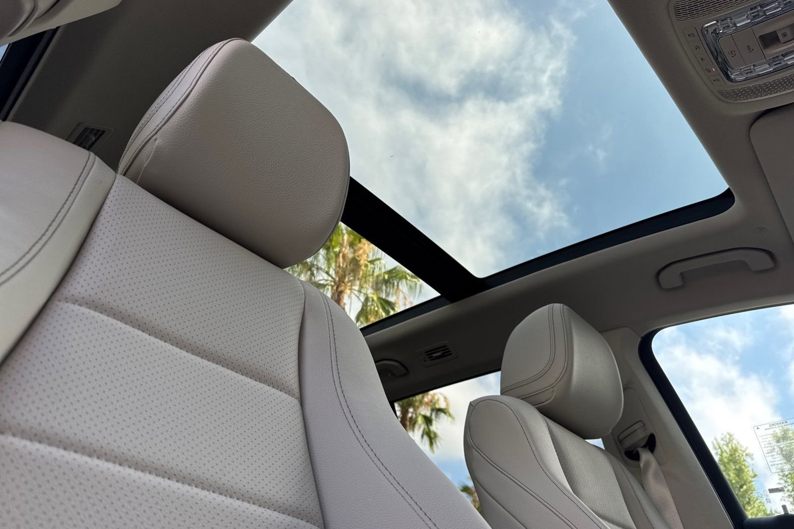 New 2026 Polar White Mercedes-Benz GLS 450 image 33