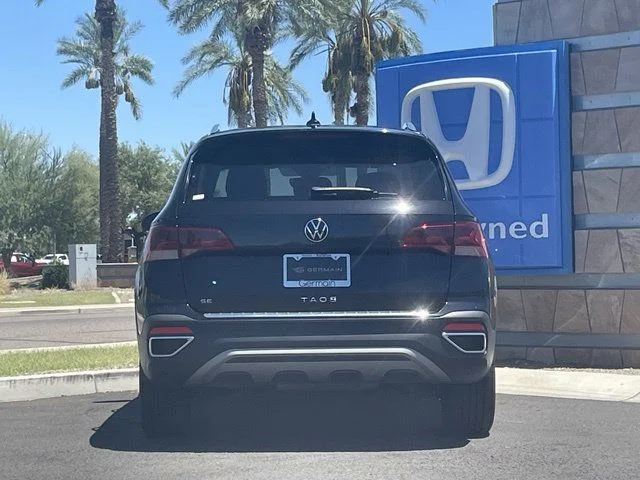 Used 2023 Deep Black Pearl Volkswagen 1.5T SE image 6