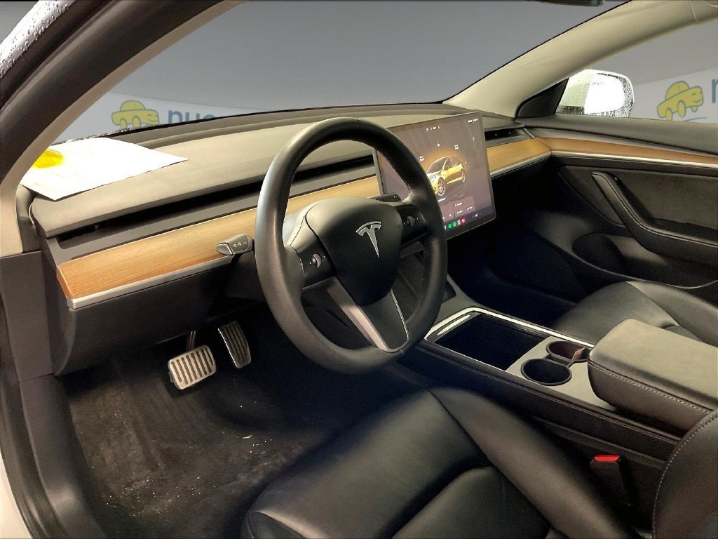 Used 2022 White Tesla Long Range image 8