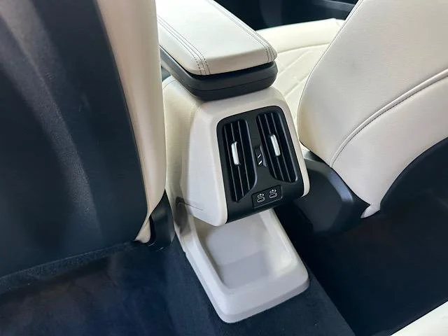 Certified Used 2025 Phytonic Blue Metallic BMW xDrive28i image 23