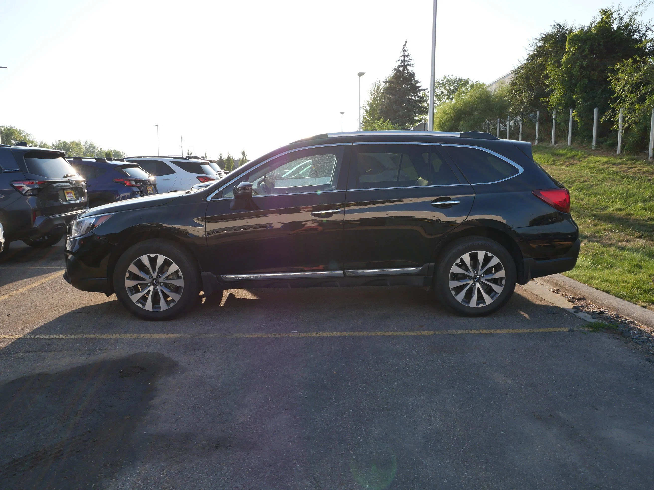Used 2019 Crystal Black Silica Subaru Touring image 4