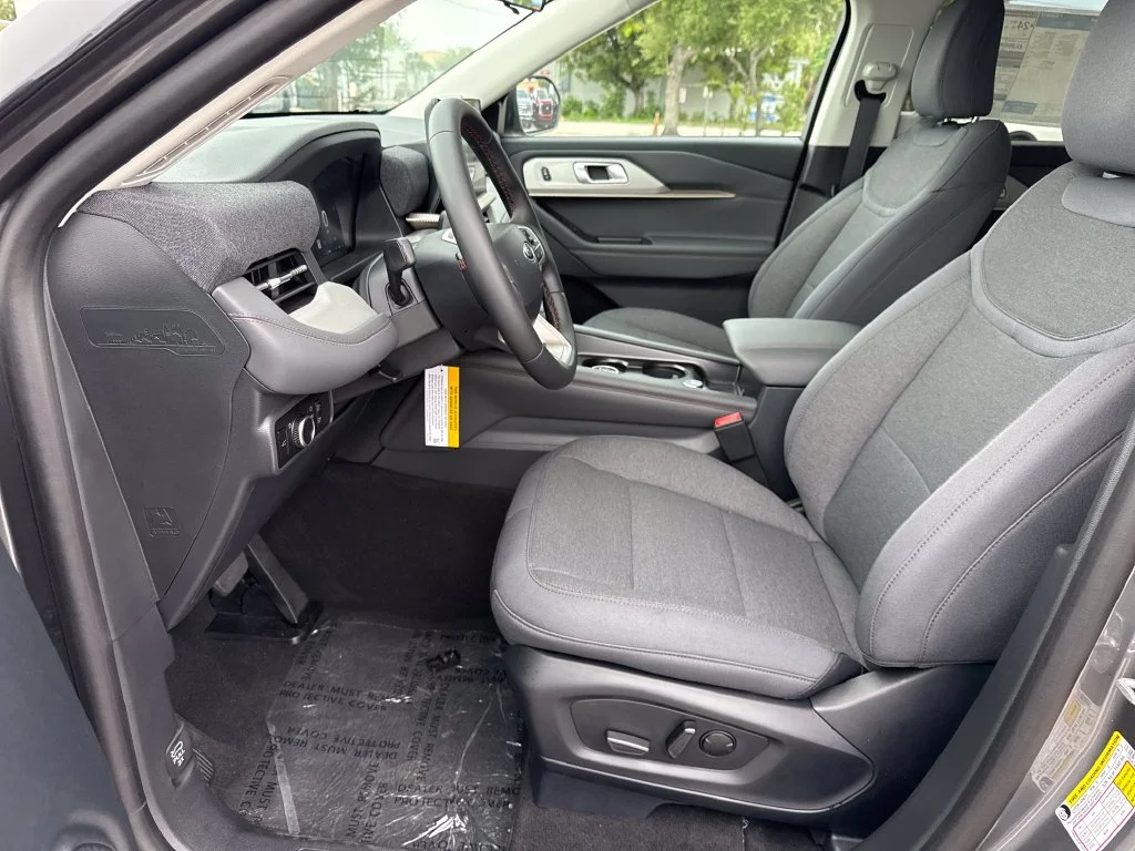 New 2026 Gray Ford Active image 20