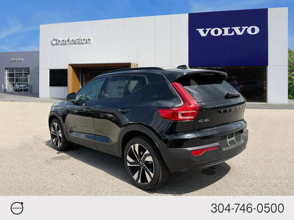 New 2026 Onyx Black Volvo Ultra image 5