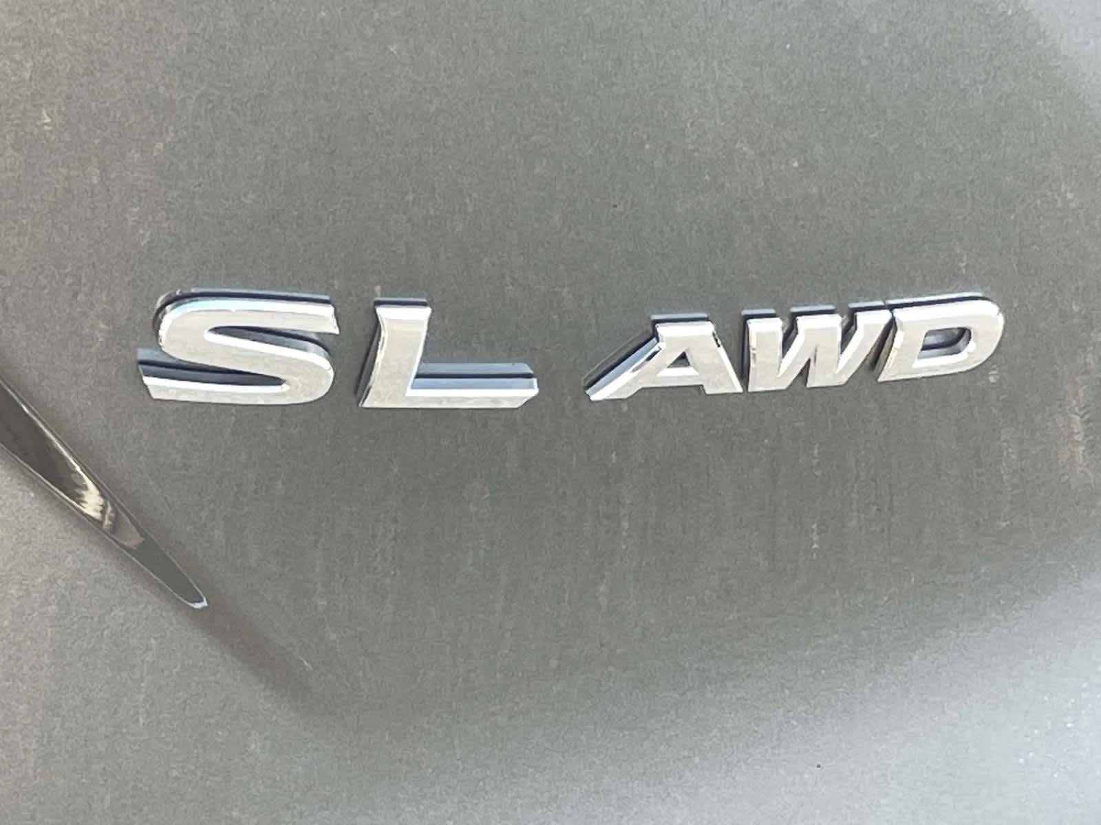 Used 2020 Gun Metallic Nissan SL image 15