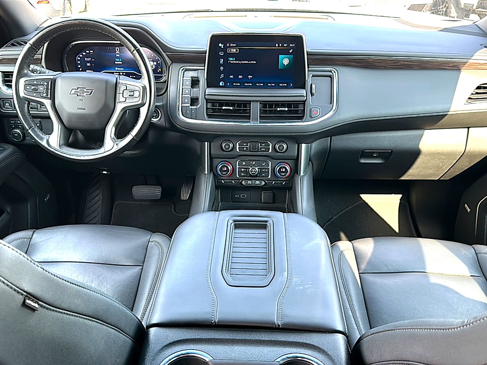 Used 2023 Gray Chevrolet 4WD Z71 image 23