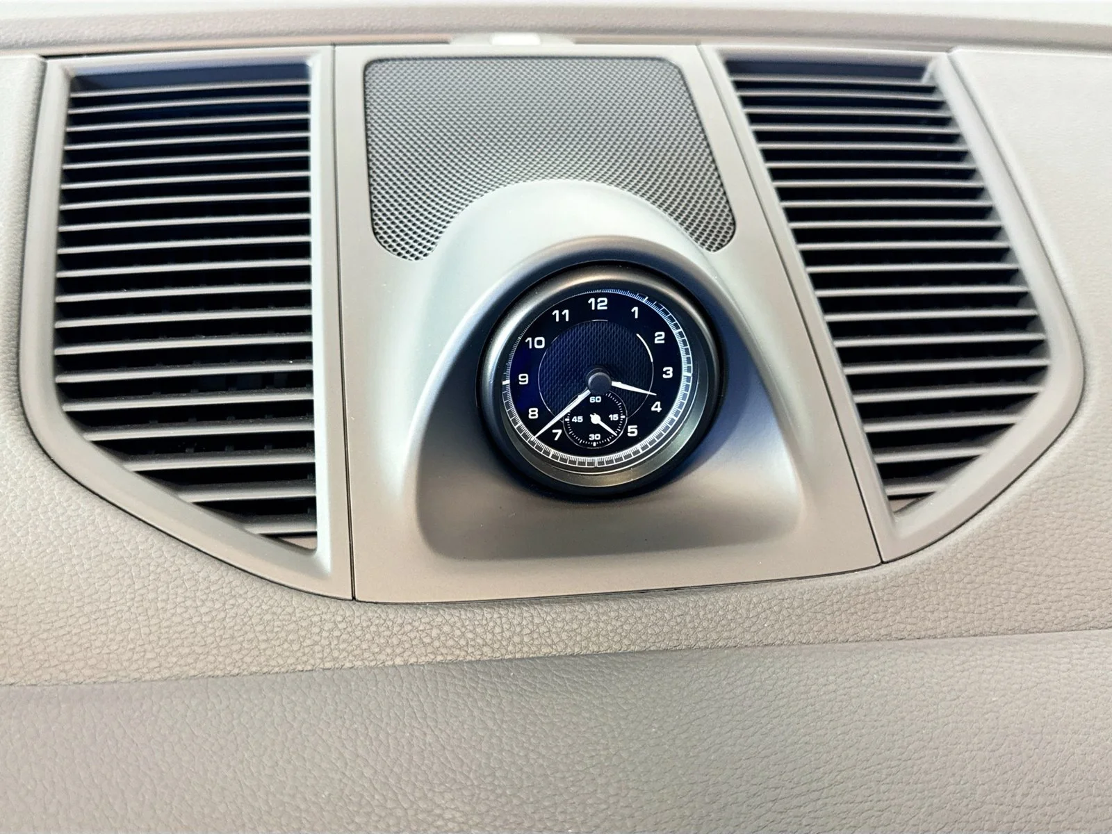 Certified Used 2026 White Porsche  image 29