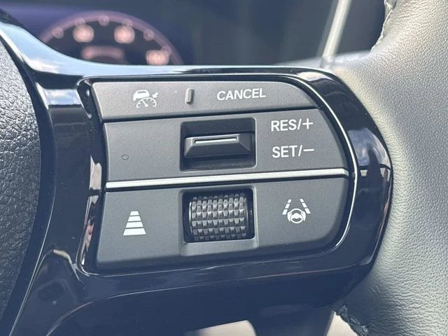 New 2026 Platinum White Pearl Honda AWD Touring Blackout image 17