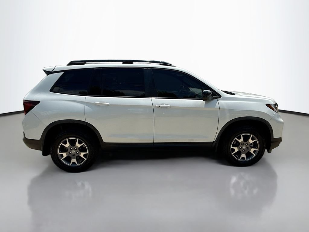 Used 2022 Platinum White Pearl Honda TrailSport image 8