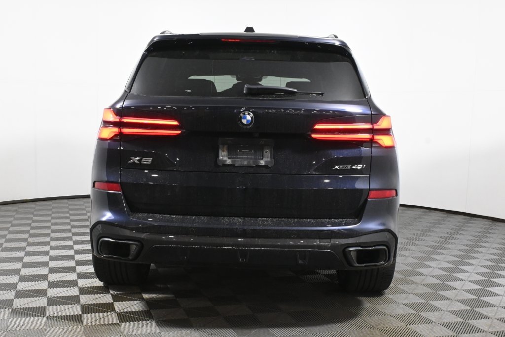 Certified Used 2024 Carbon Black Metallic BMW xDrive40i image 10