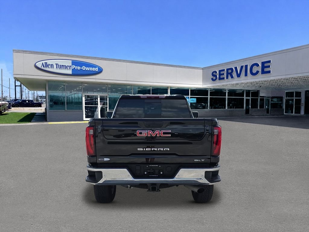 Used 2024 Onyx Black GMC SLT image 7