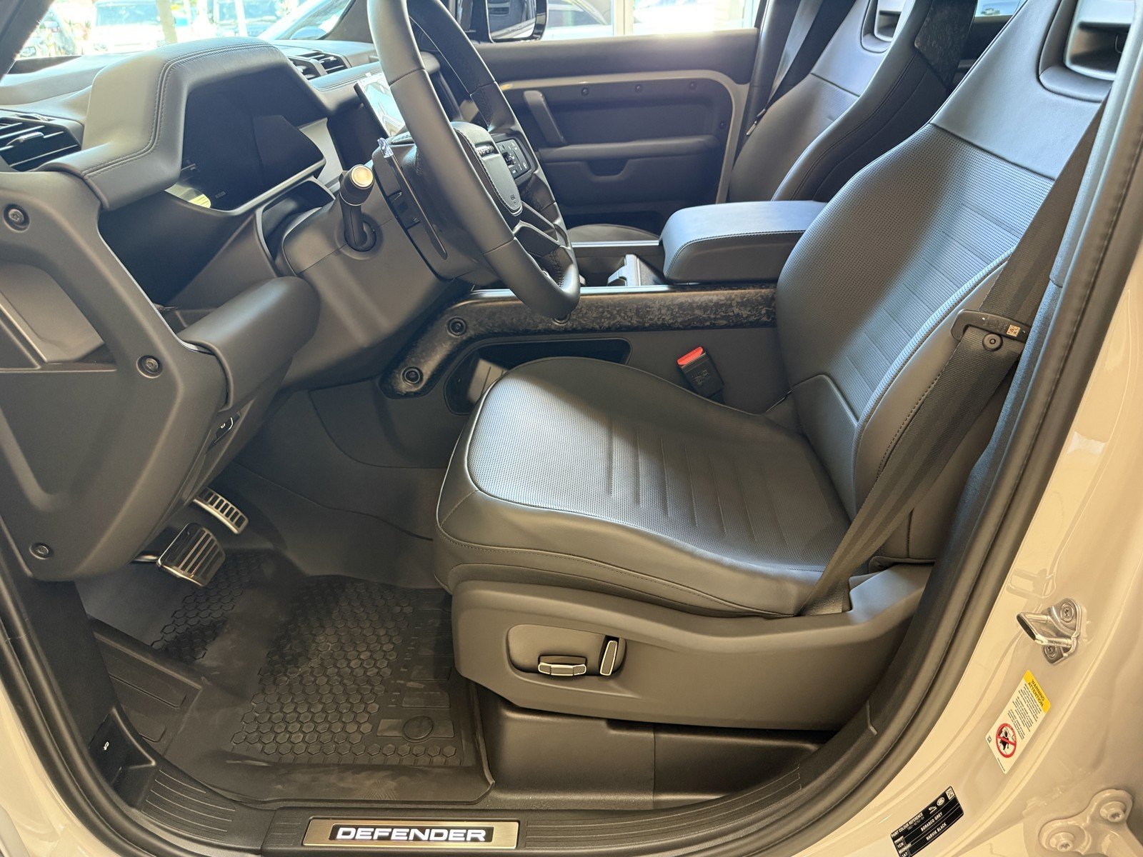 New 2026 Borasco Grey LAND ROVER OCTA image 9