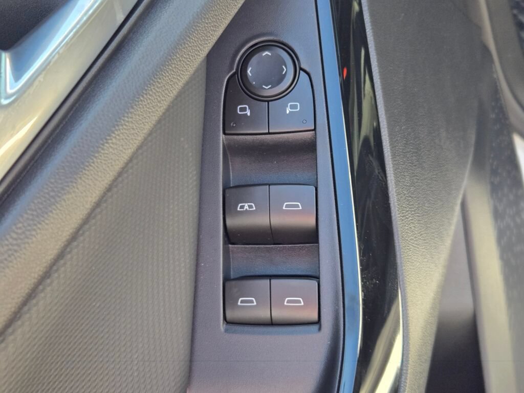 2026 Chevrolet Equinox LT - Photo 19