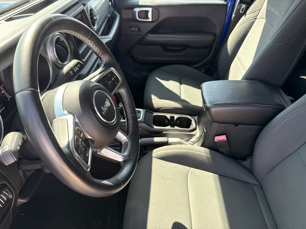 Used 2018 Blue Jeep Unlimited Sahara image 19