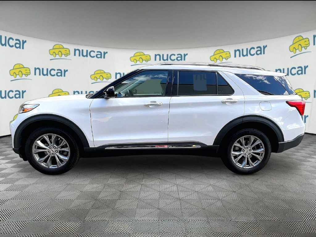Used 2022 White Ford Limited image 4